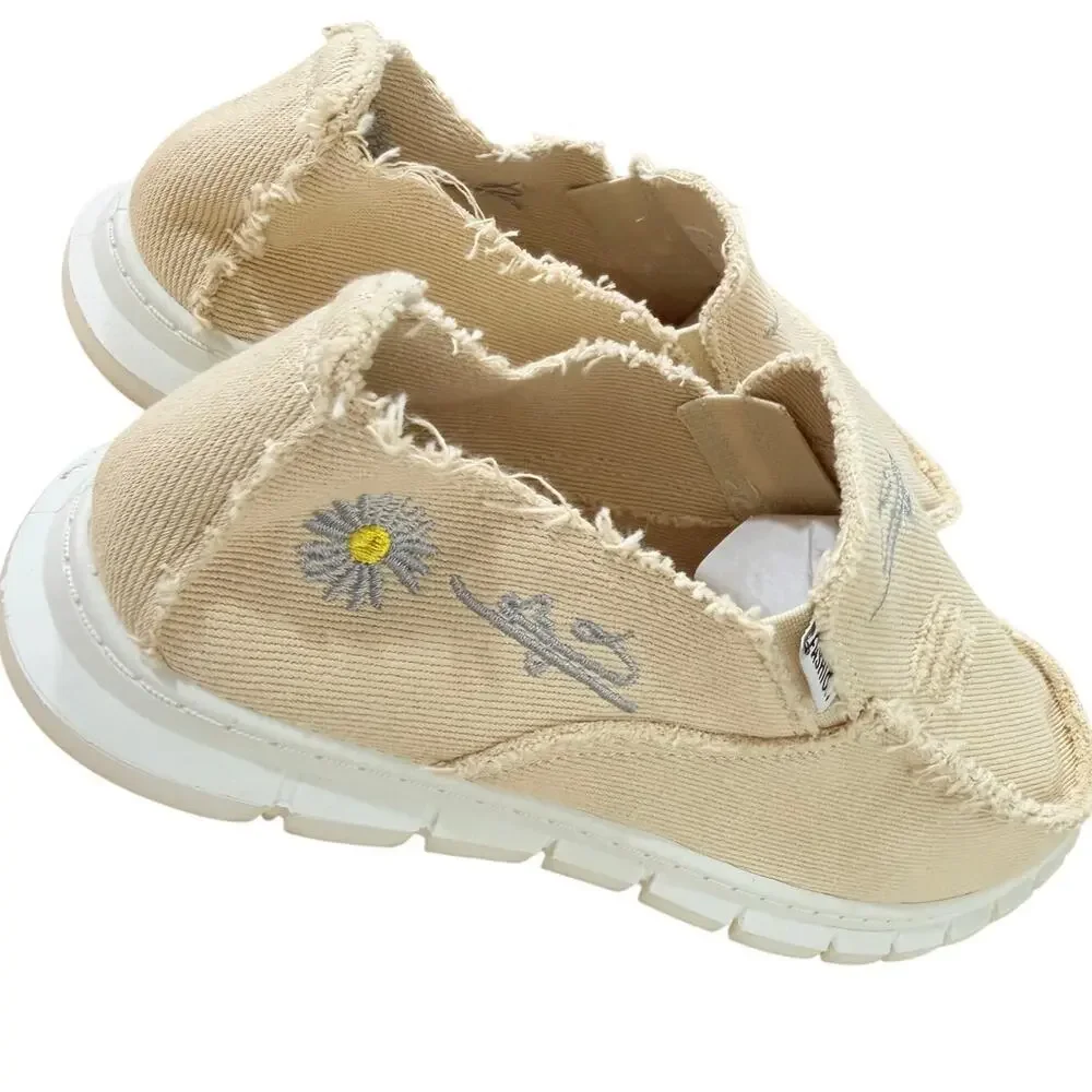 NEW Women's Distressed Canvas Slip-On Loafers Tan (Size E 40 / US 9)